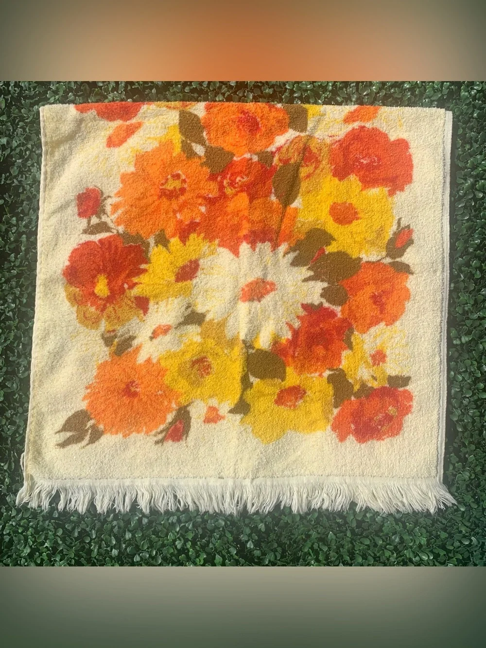 Vintage 70s Cannon yellow orange & red floral Bath Hand Towel & Washcloth Set